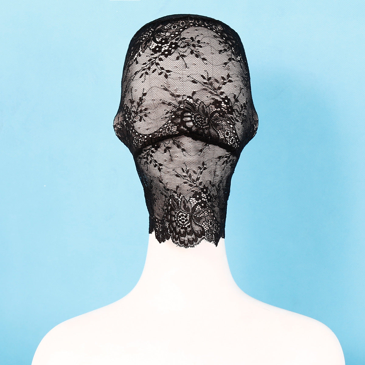 Capuche en dentelle noire